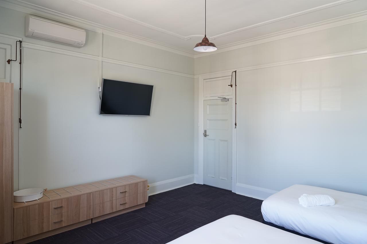 Rosehill Hotel in Granville - photo 5