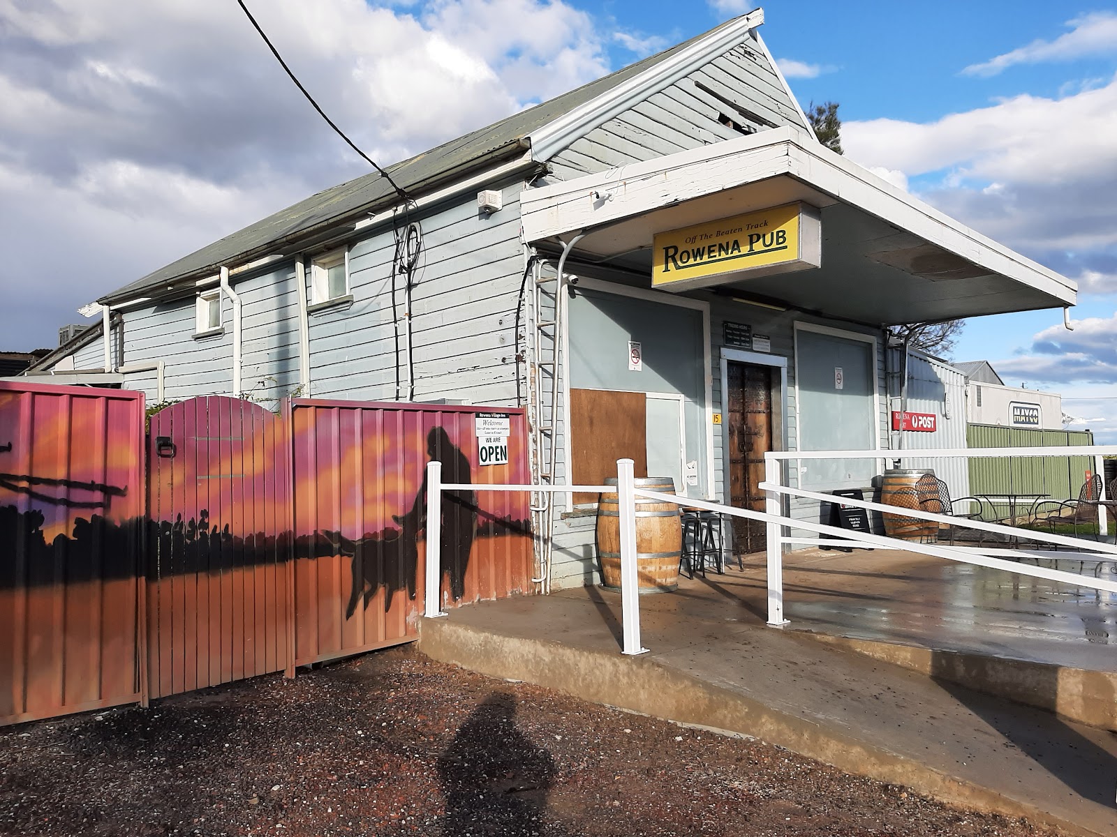 Rowena Village Inn in Rowena - photo 1