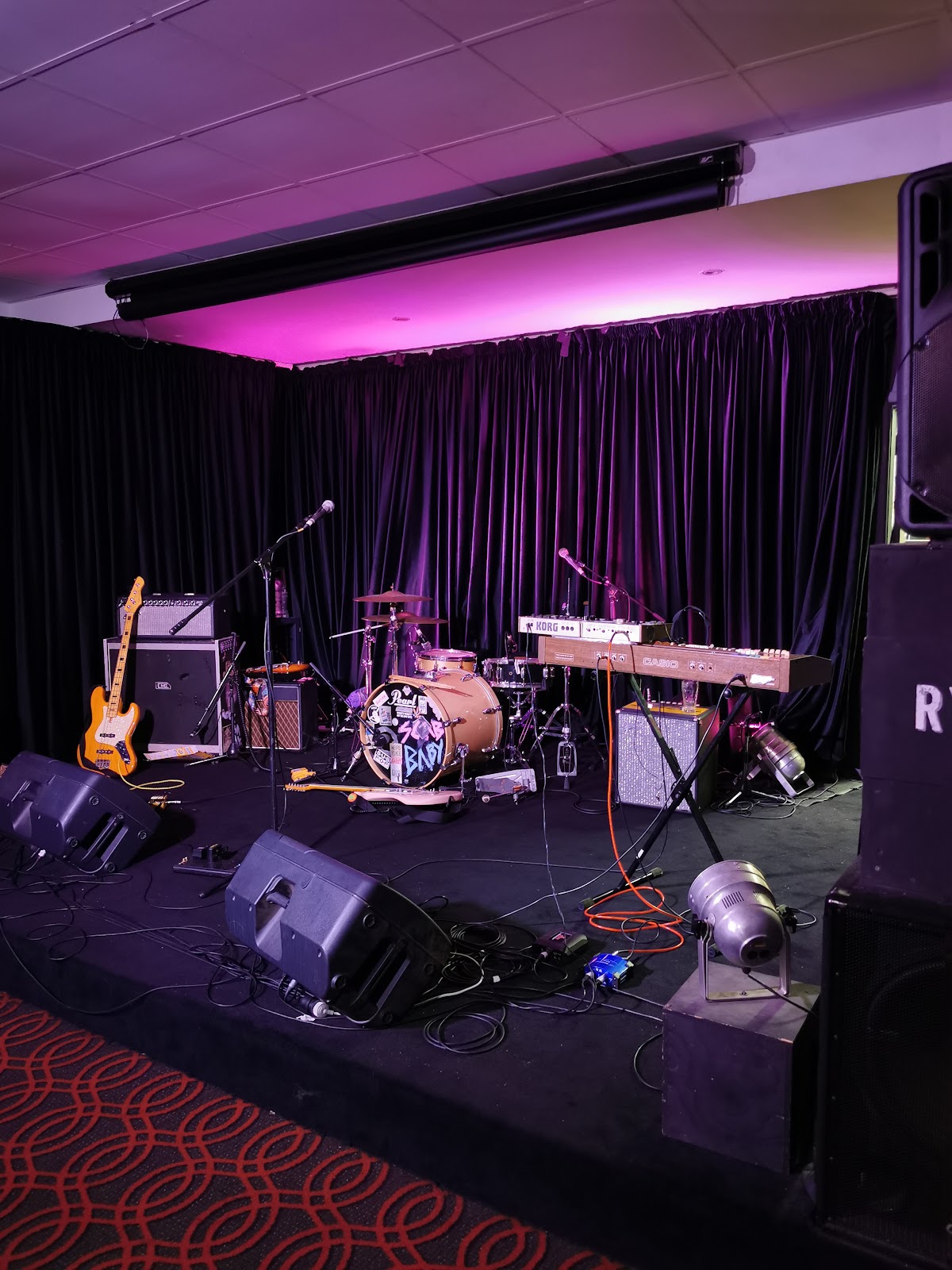 Ryan's Hotel in Thirroul - photo 4