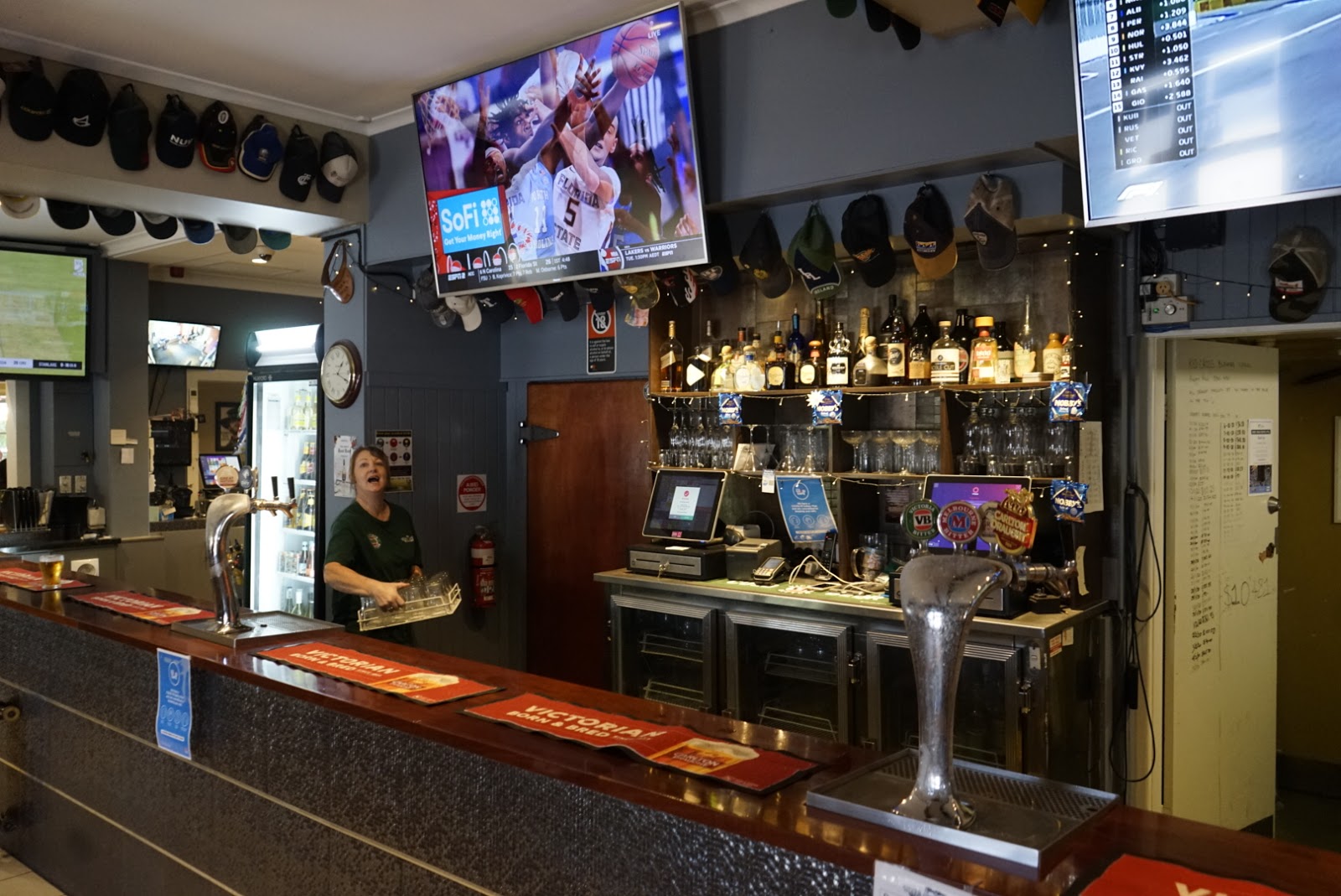 SPORTSMENS CLUB HOTEL in Wagga Wagga - photo 3