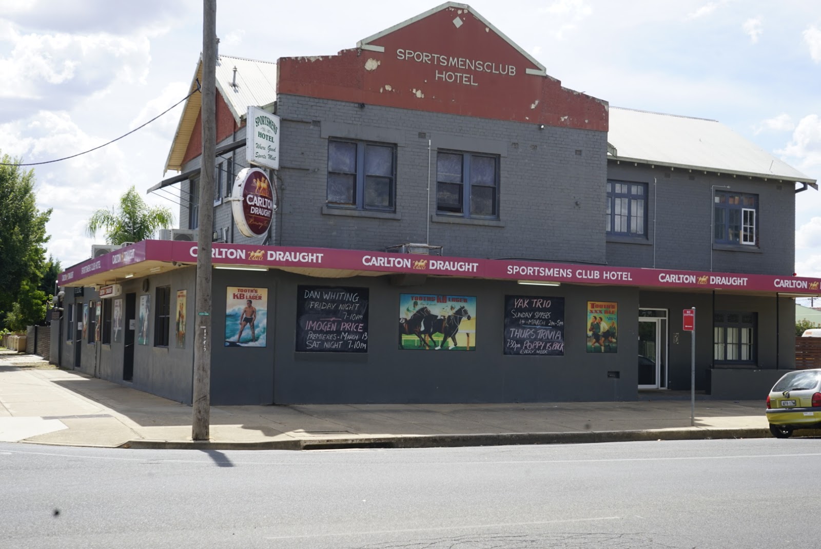 SPORTSMENS CLUB HOTEL in Wagga Wagga - photo 1