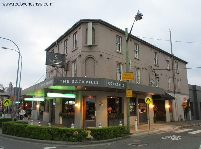 Sackville Hotel in Rozelle - photo 1