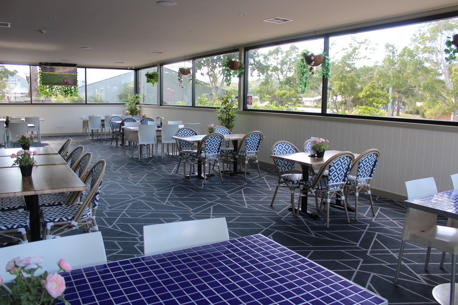 Salamander Hotel in Salamander Bay - photo 3
