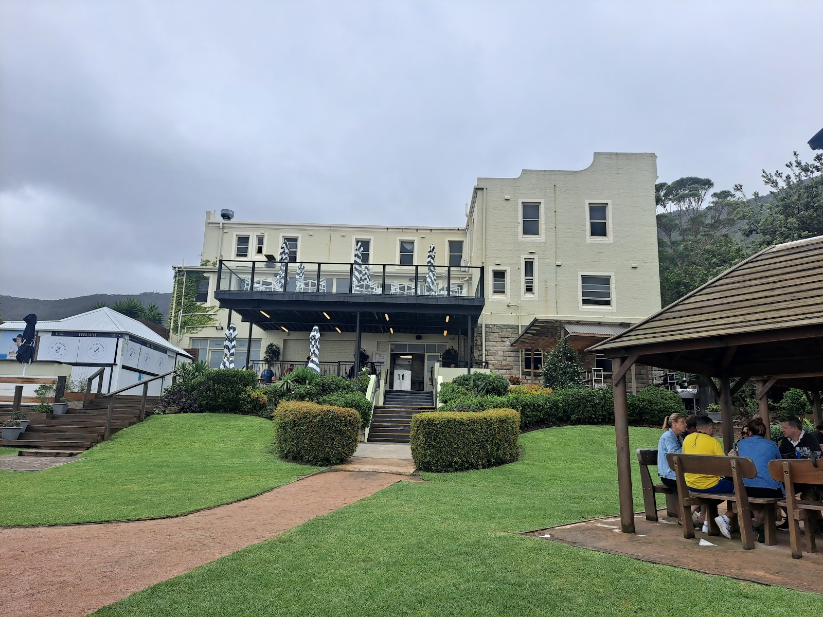 Scarborough Hotel in Scarborough - photo 3