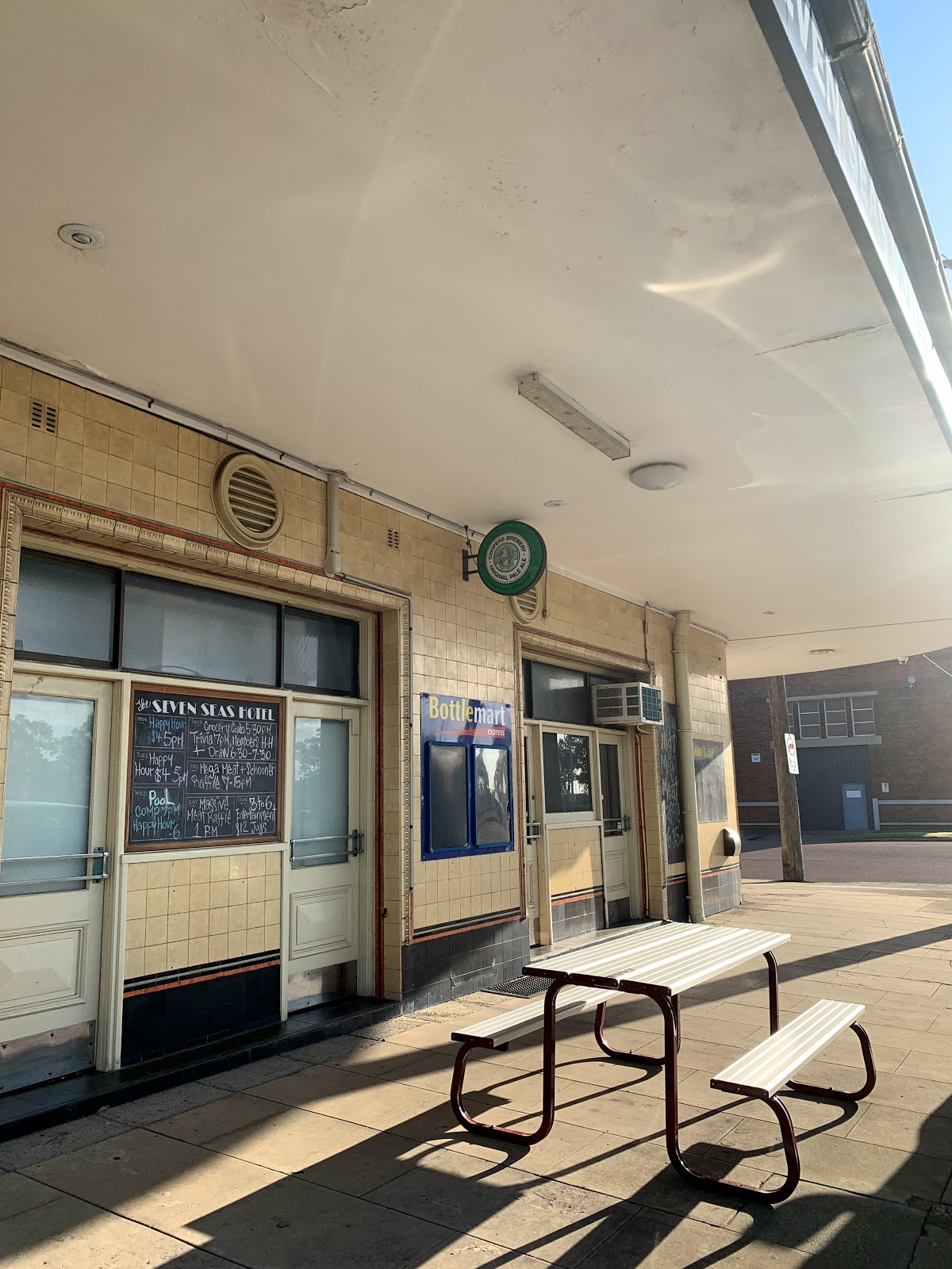Seven Seas Hotel in Carrington - photo 3