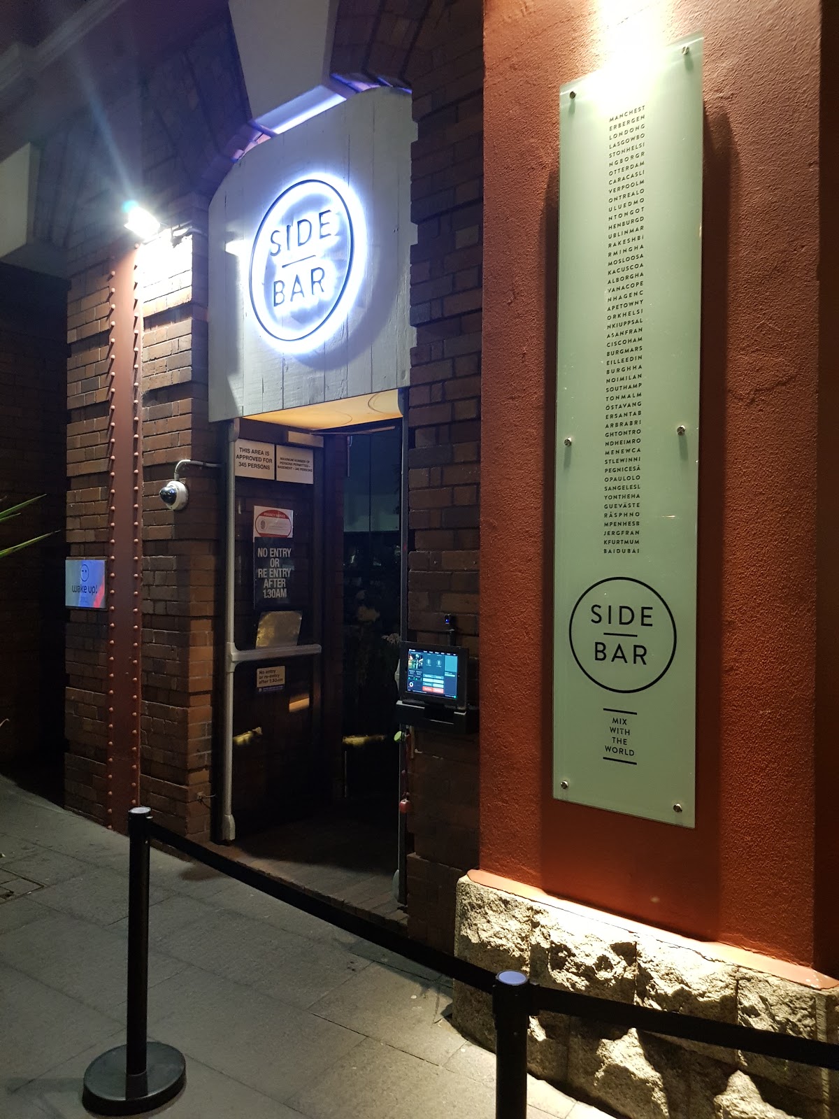 Side Bar in Haymarket - photo 1