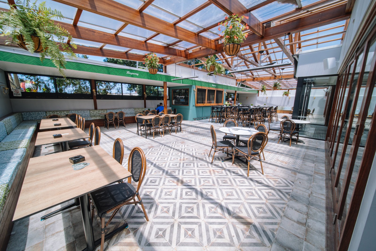 Southern Cross Hotel in St Peters - photo 2