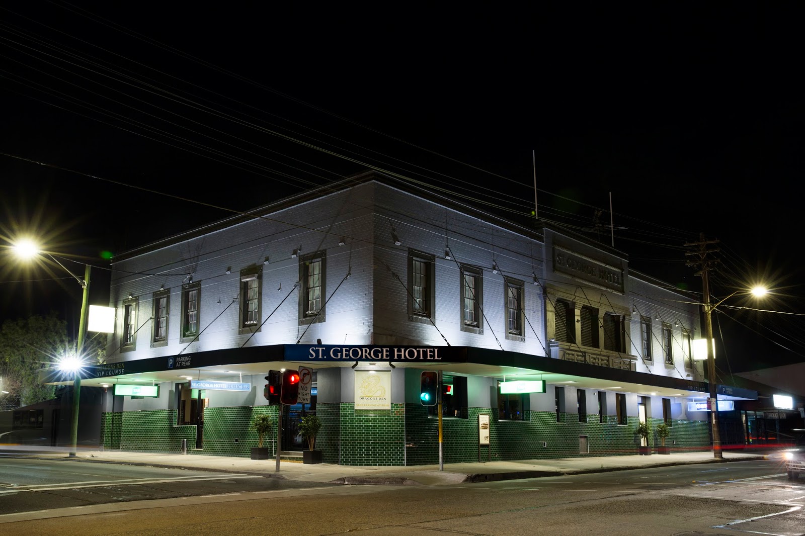 St George Hotel in Belmore - photo 1