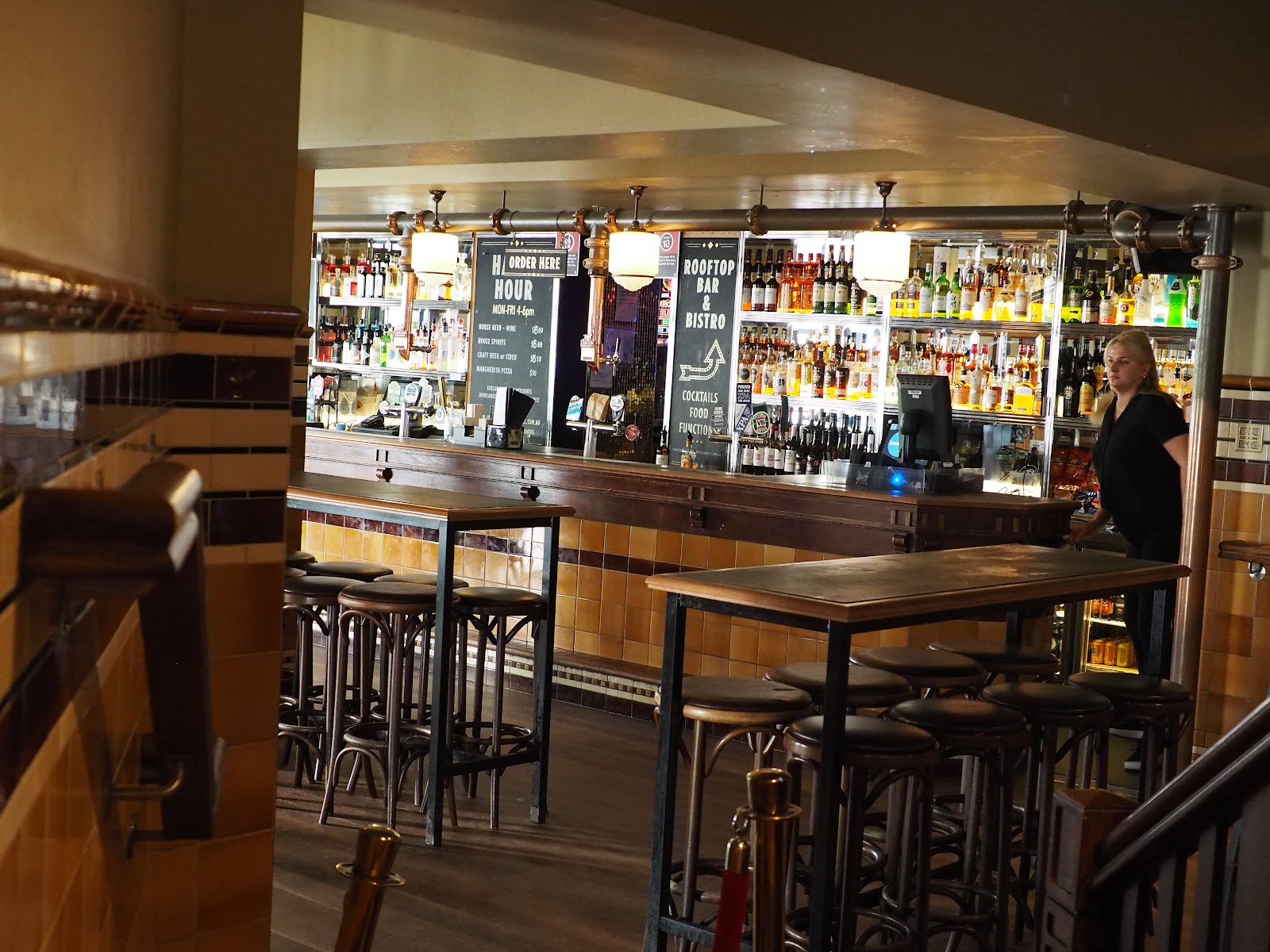 Strawberry Hills Hotel in Surry Hills - photo 2