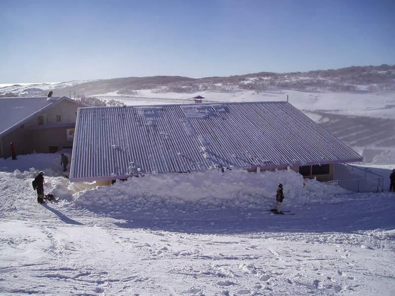 Sundeck Hotel in Perisher Valley - photo 5