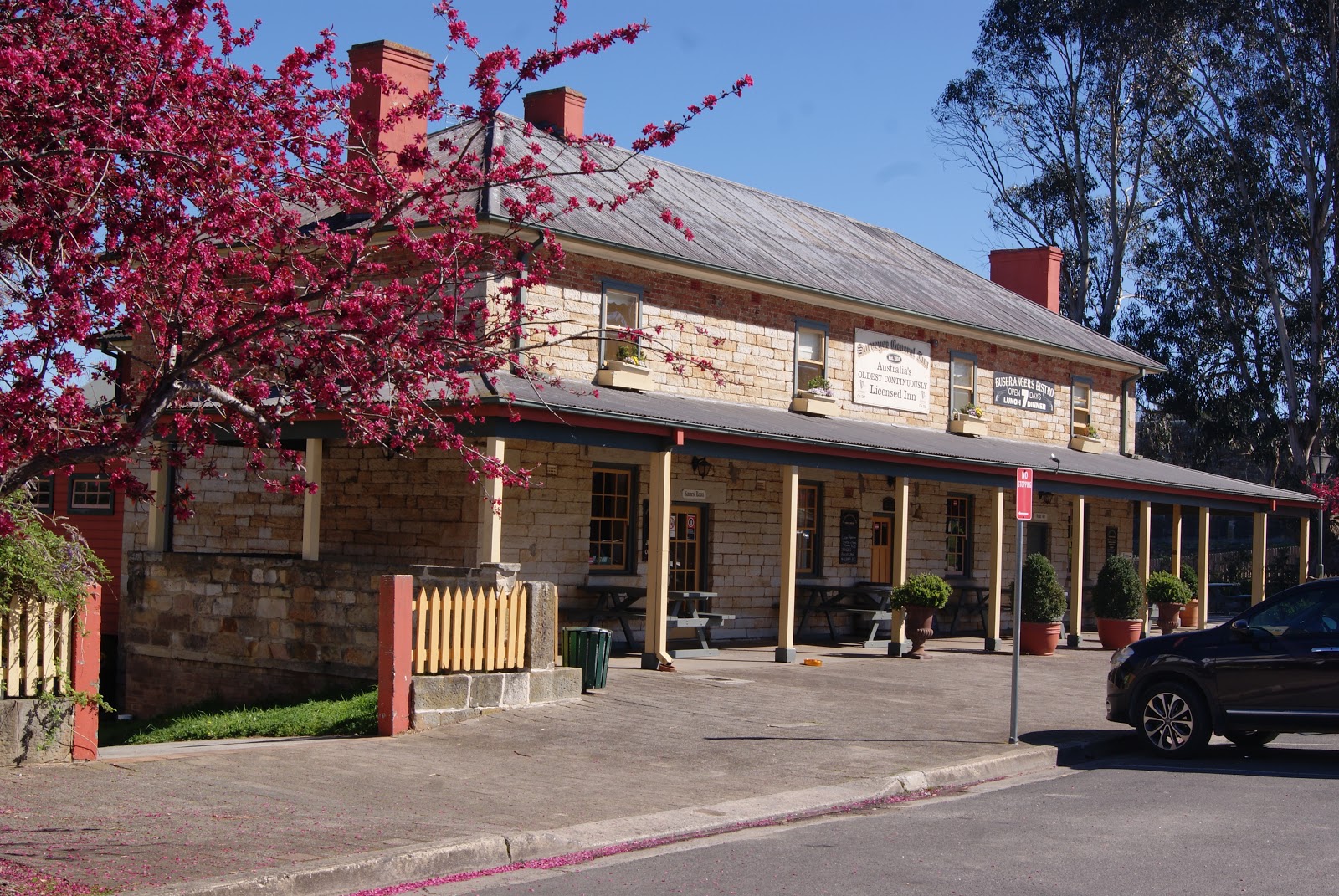 Surveyor General Hotel in Berrima - photo 1