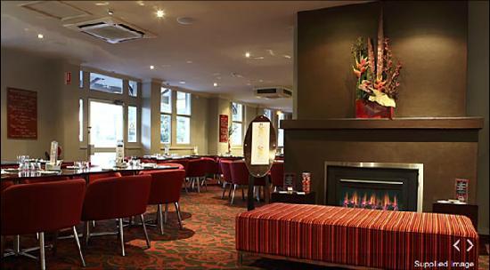 The Albion Hotel (Wickham) in Wickham - photo 2