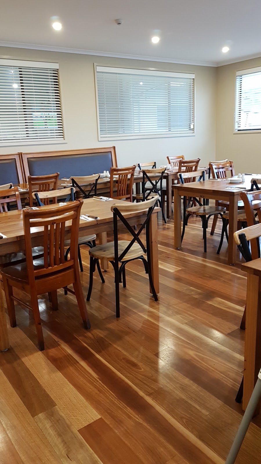 The Australian Hotel Nowra in Nowra - photo 2