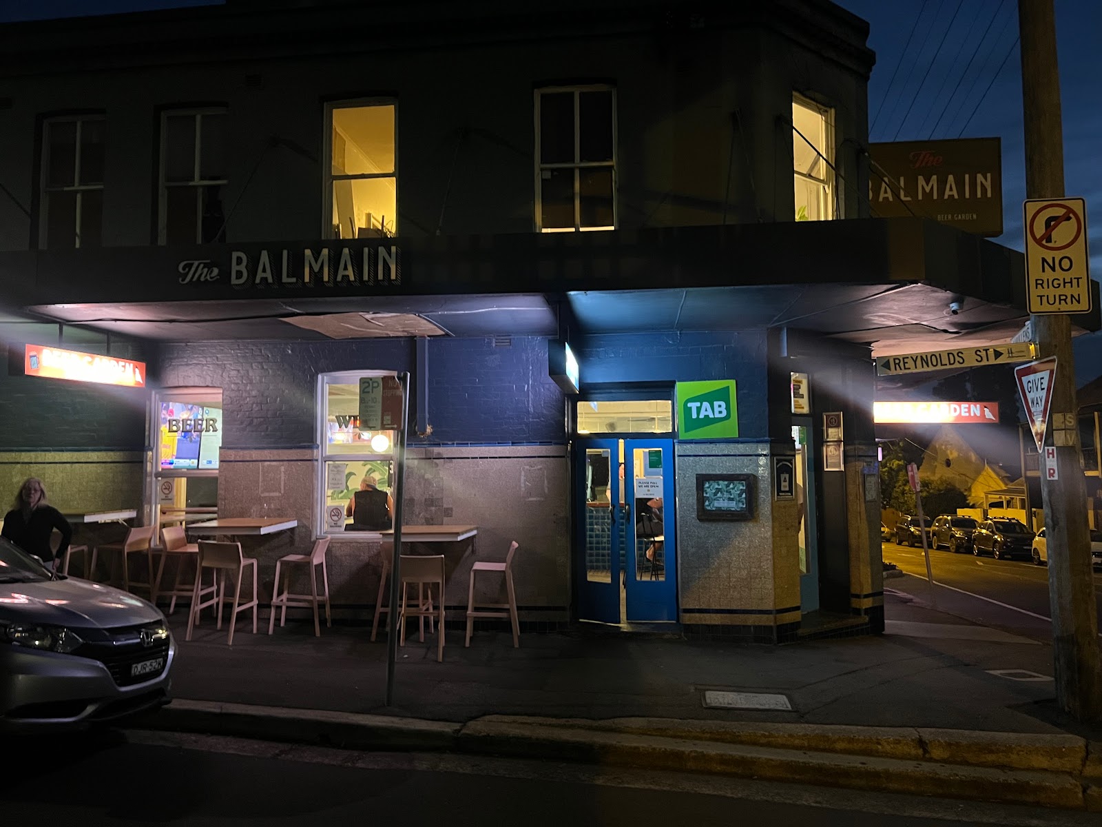 The Balmain Hotel in Balmain - photo 1