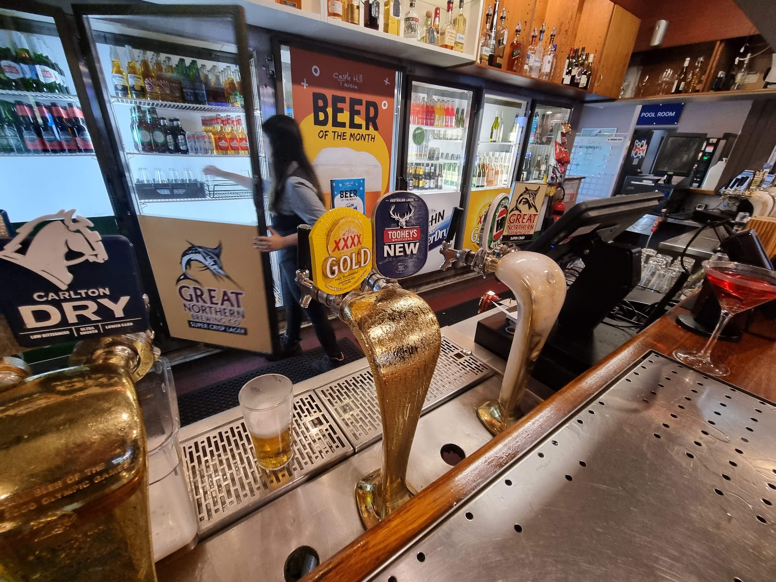 The Castle Hill Tavern in Castle Hill - photo 5