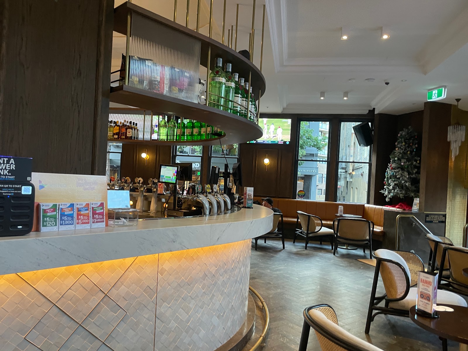 The Colombian Hotel in Darlinghurst - photo 4