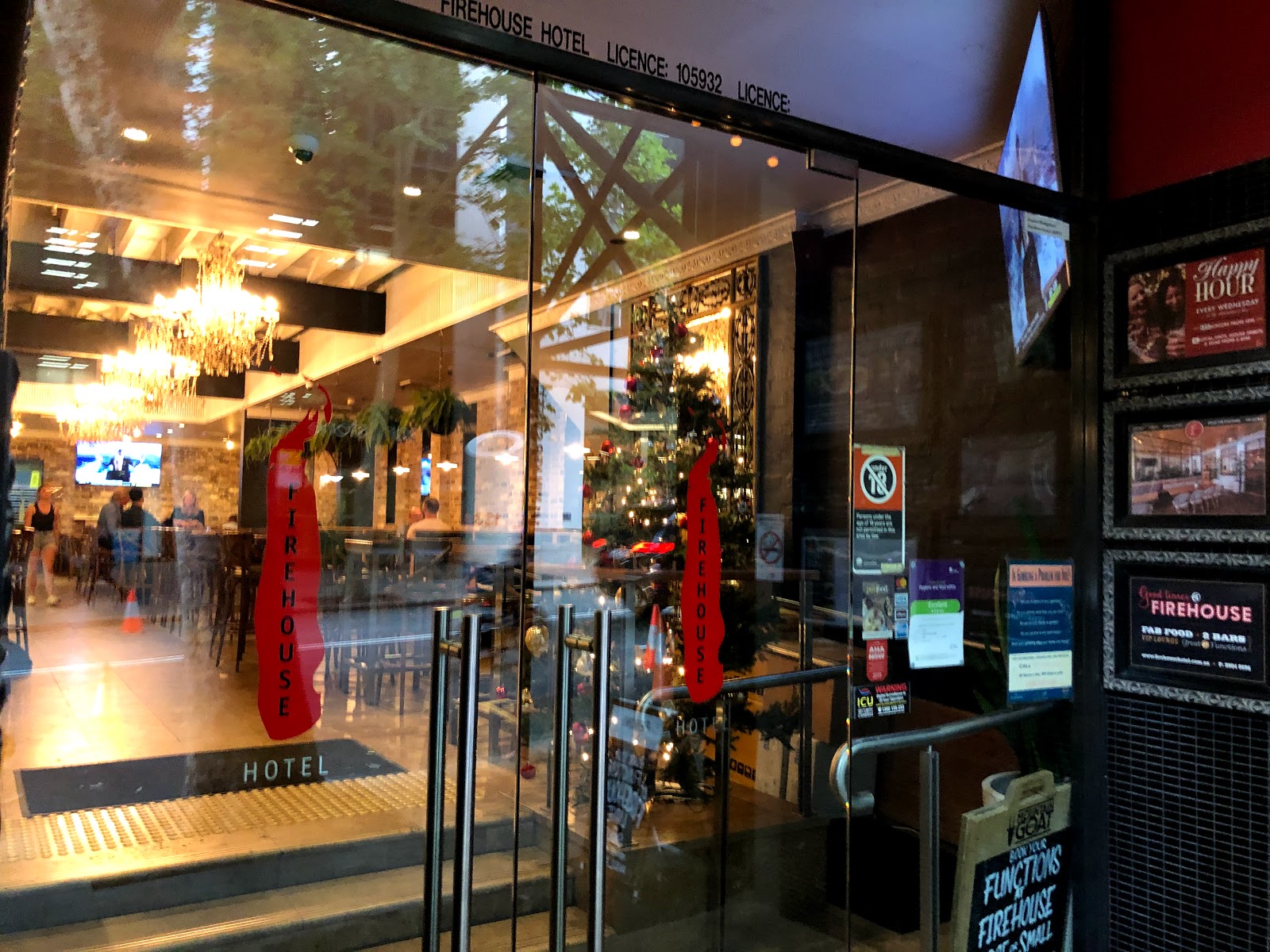 The Fire House Hotel in North Sydney - photo 4