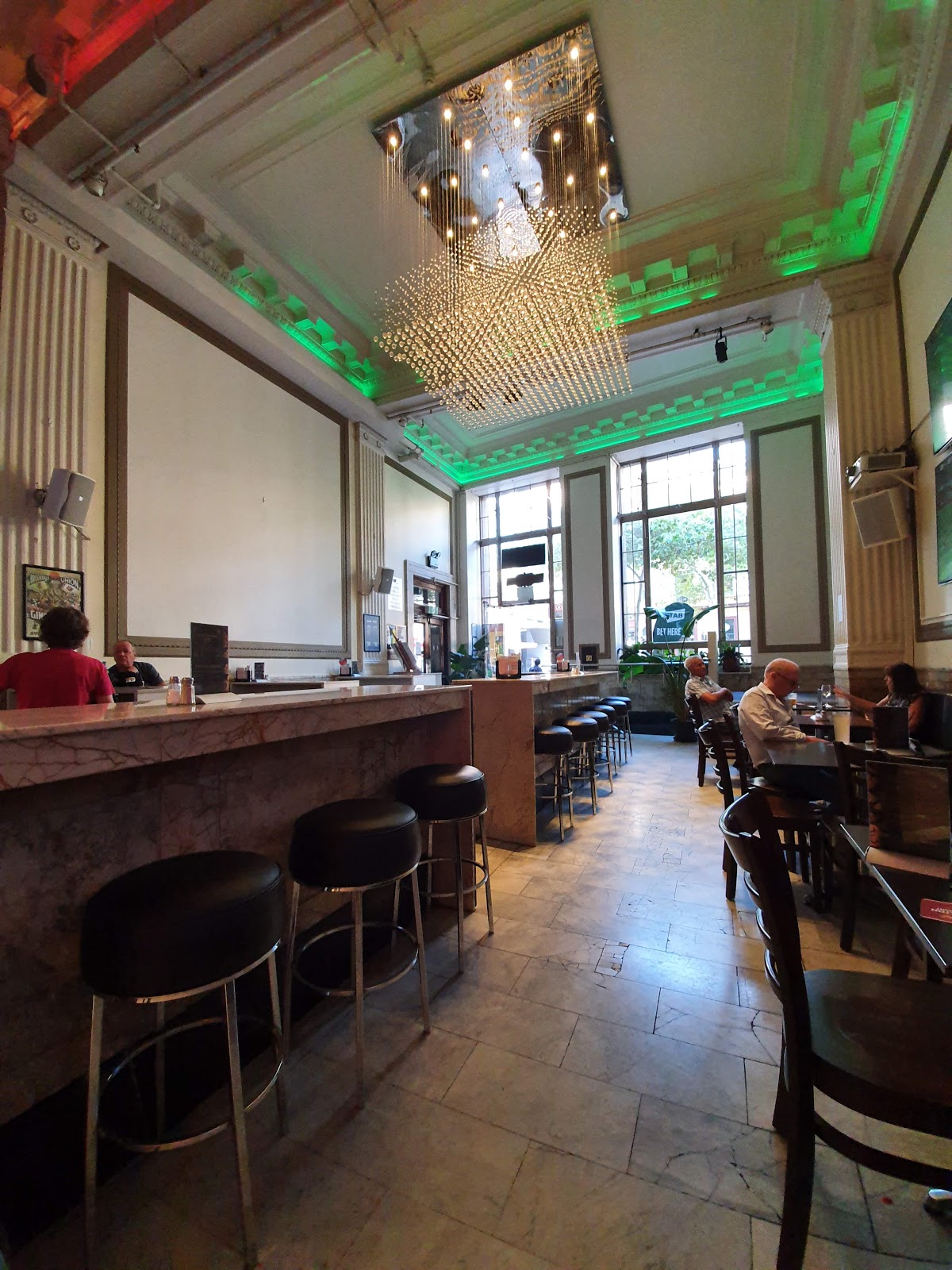 The Haymarket Hotel in Haymarket - photo 2
