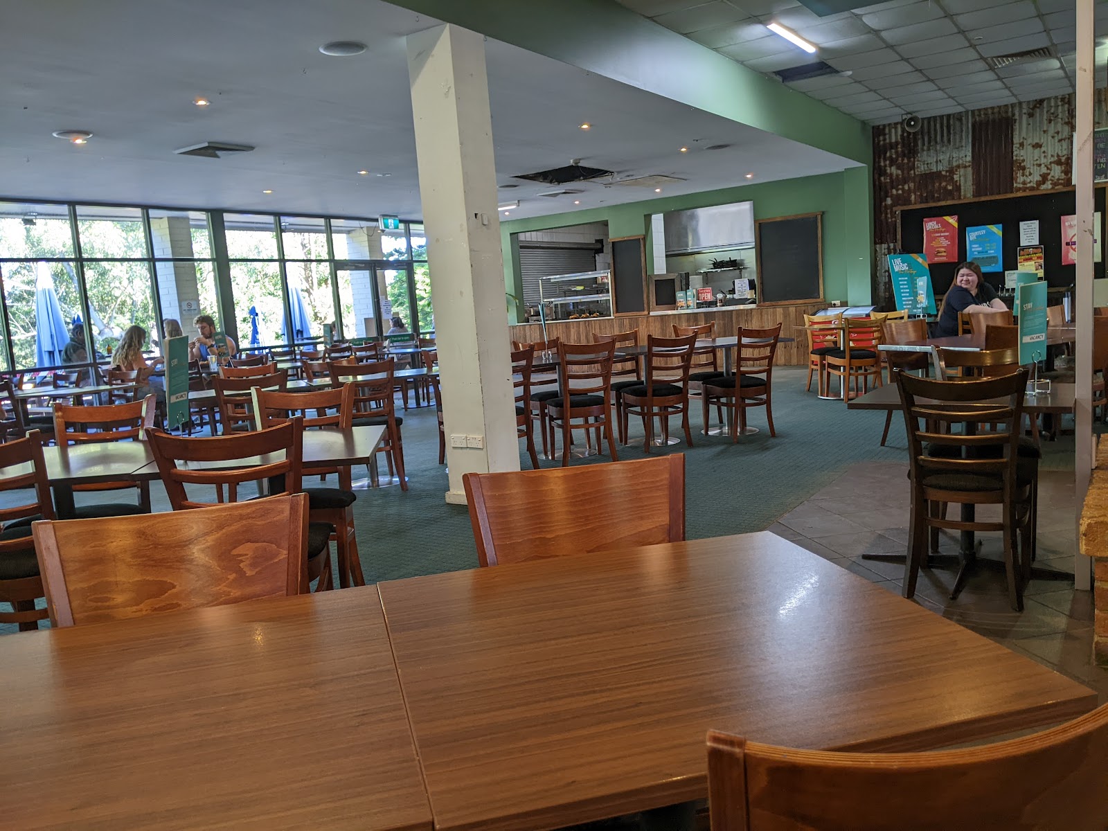 The Heritage Hotel-Motel in Wilberforce - photo 2
