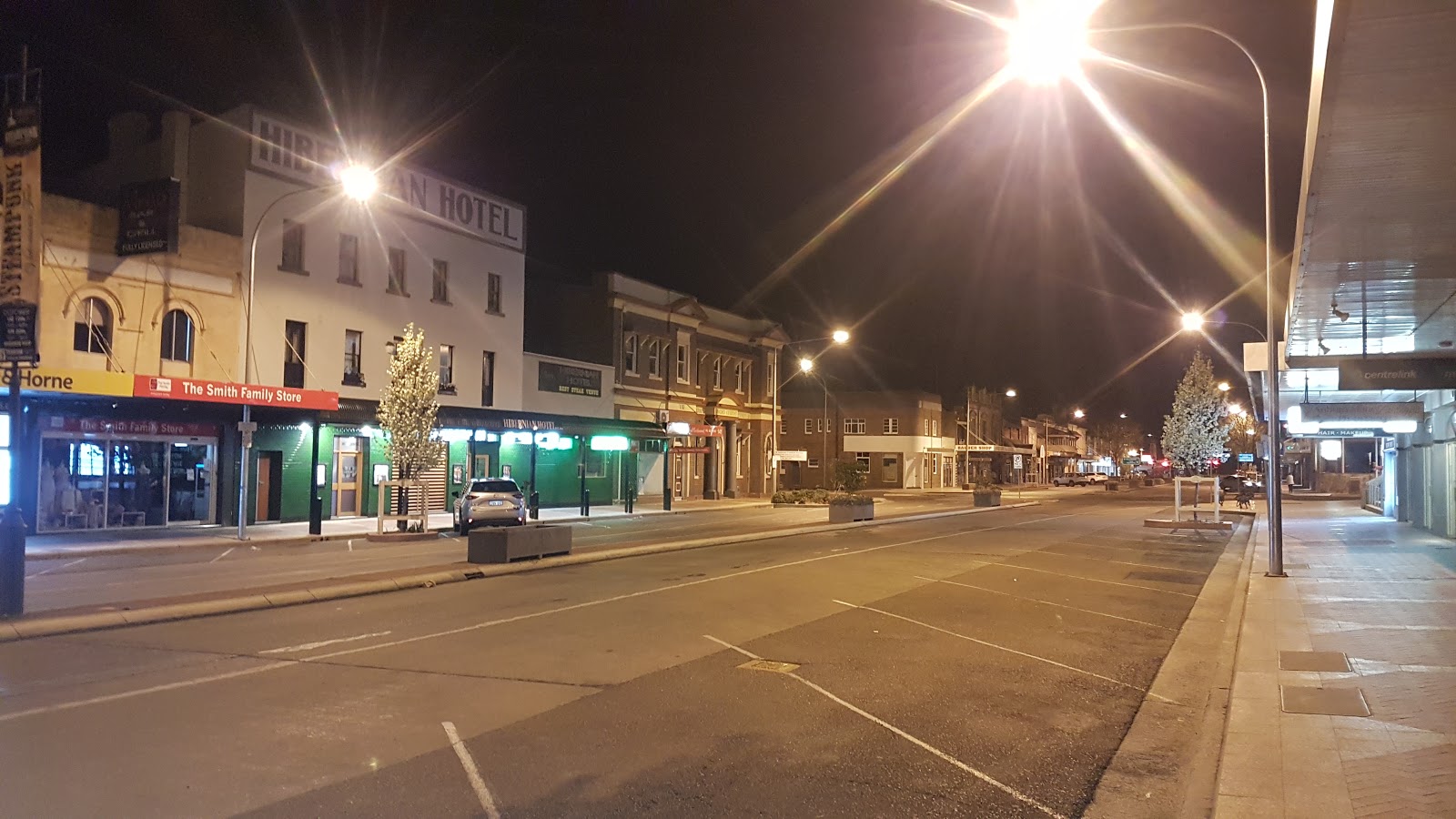 The Hibernian Hotel in Goulburn - photo 3