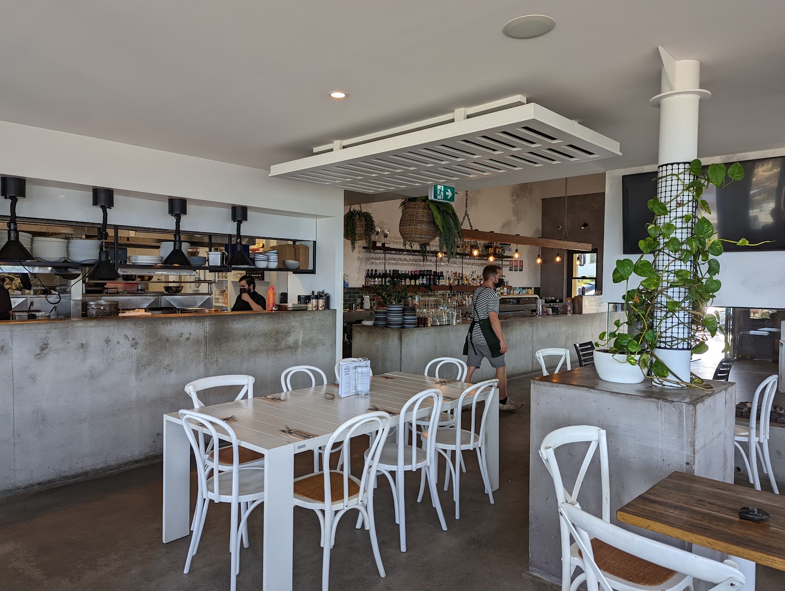 The Hill Bar and Kitchen in Gerringong - photo 1