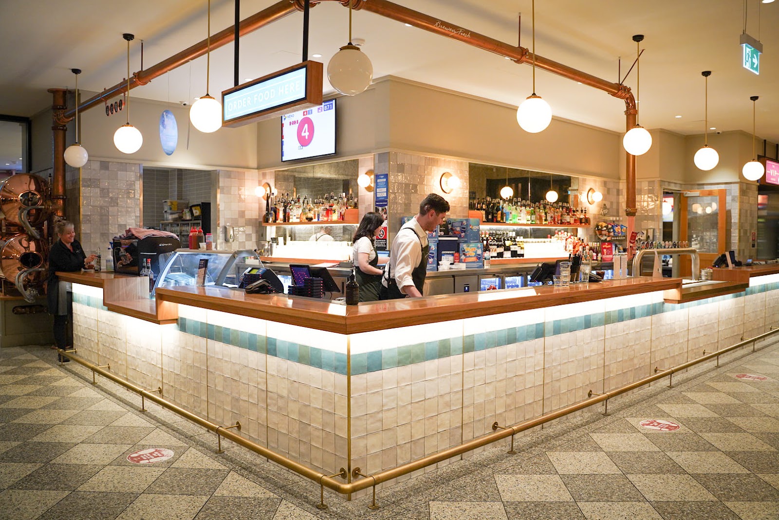 The Marayong Hotel in Kings Park - photo 1