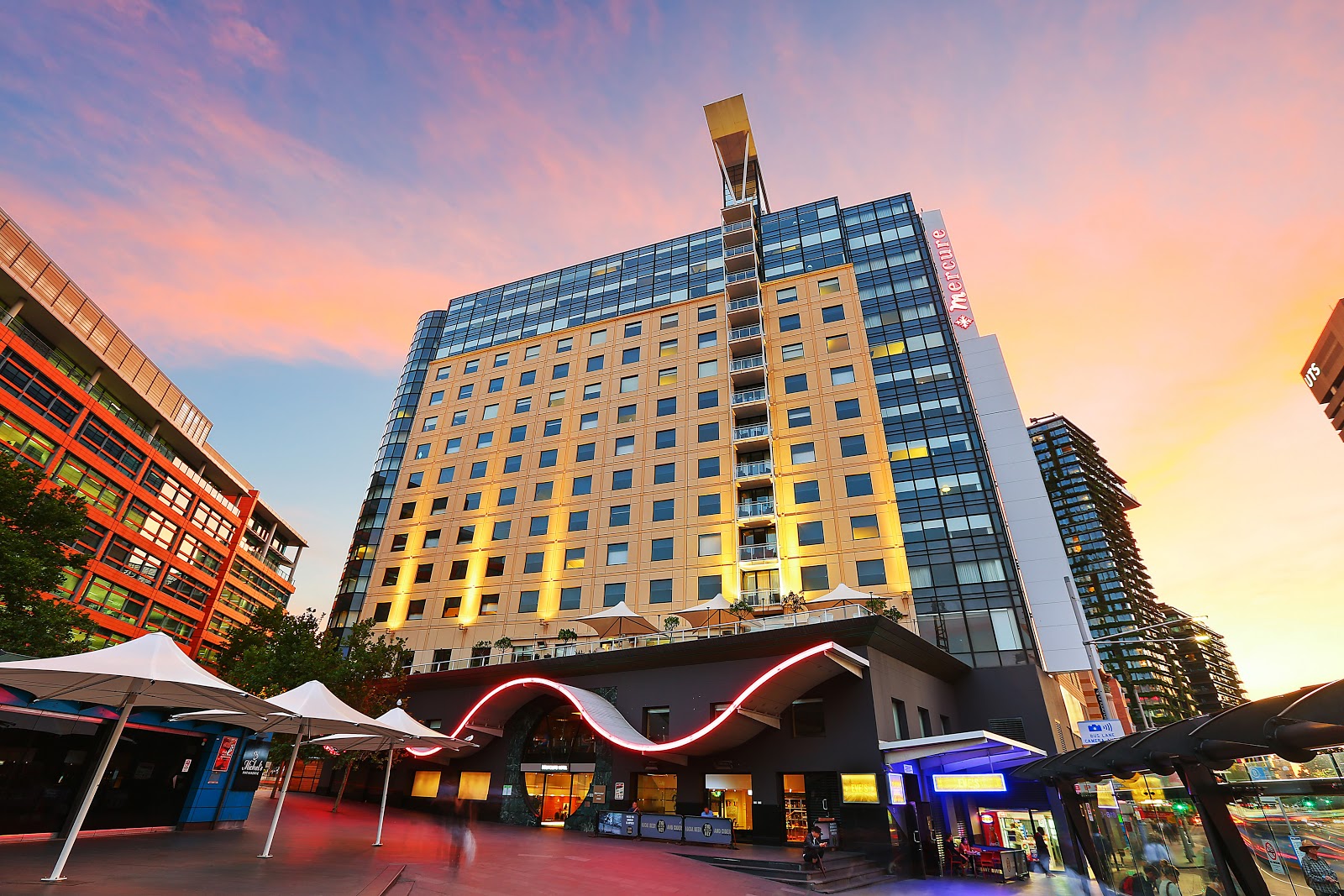 The Mercure Hotel Sydney in Chippendale - photo 1