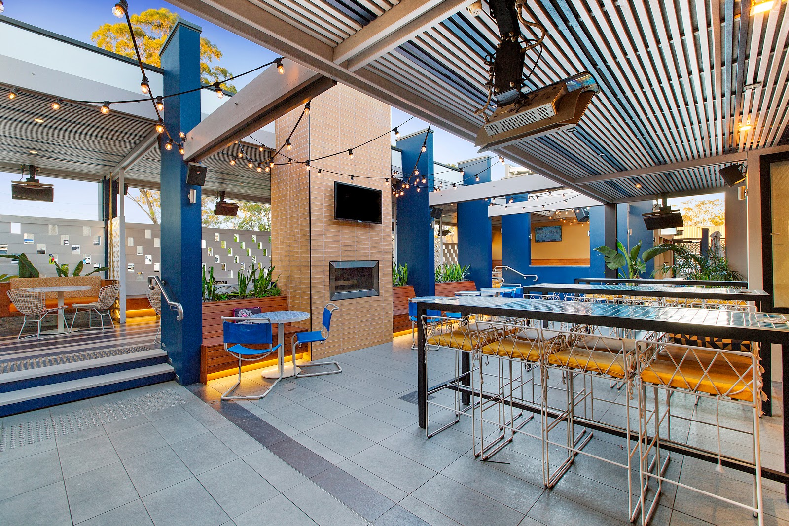 The Mill Hotel (Milperra) in Milperra - photo 2