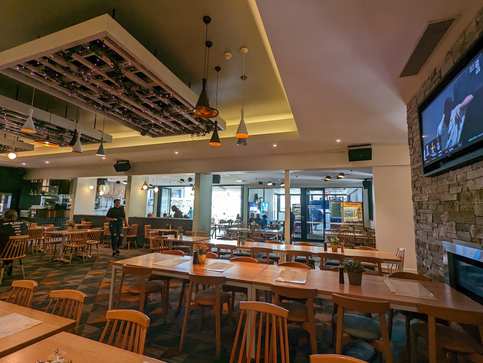 The Mill Hotel (Milperra) in Milperra - photo 5