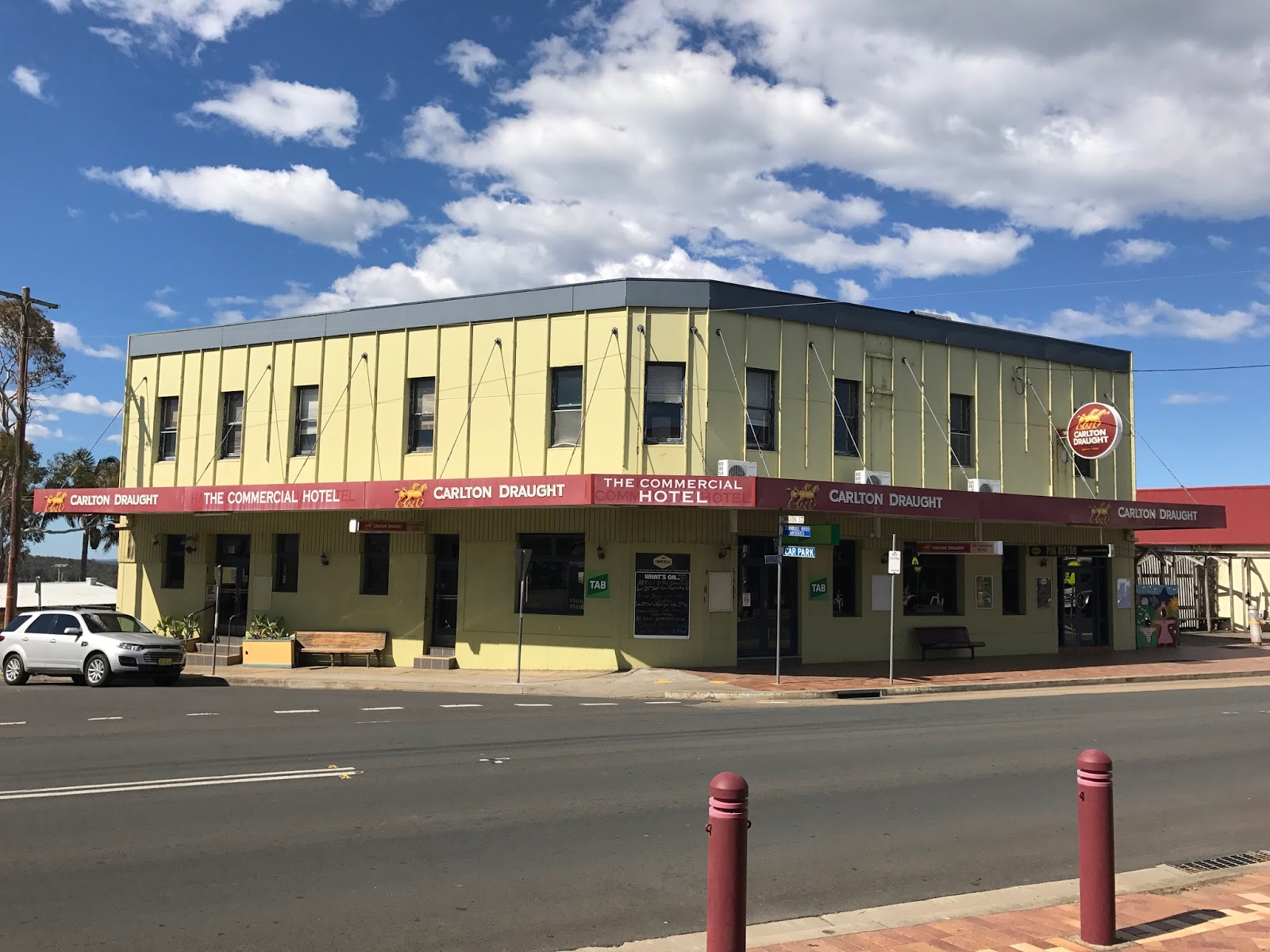 The Milton Hotel in Milton - photo 1