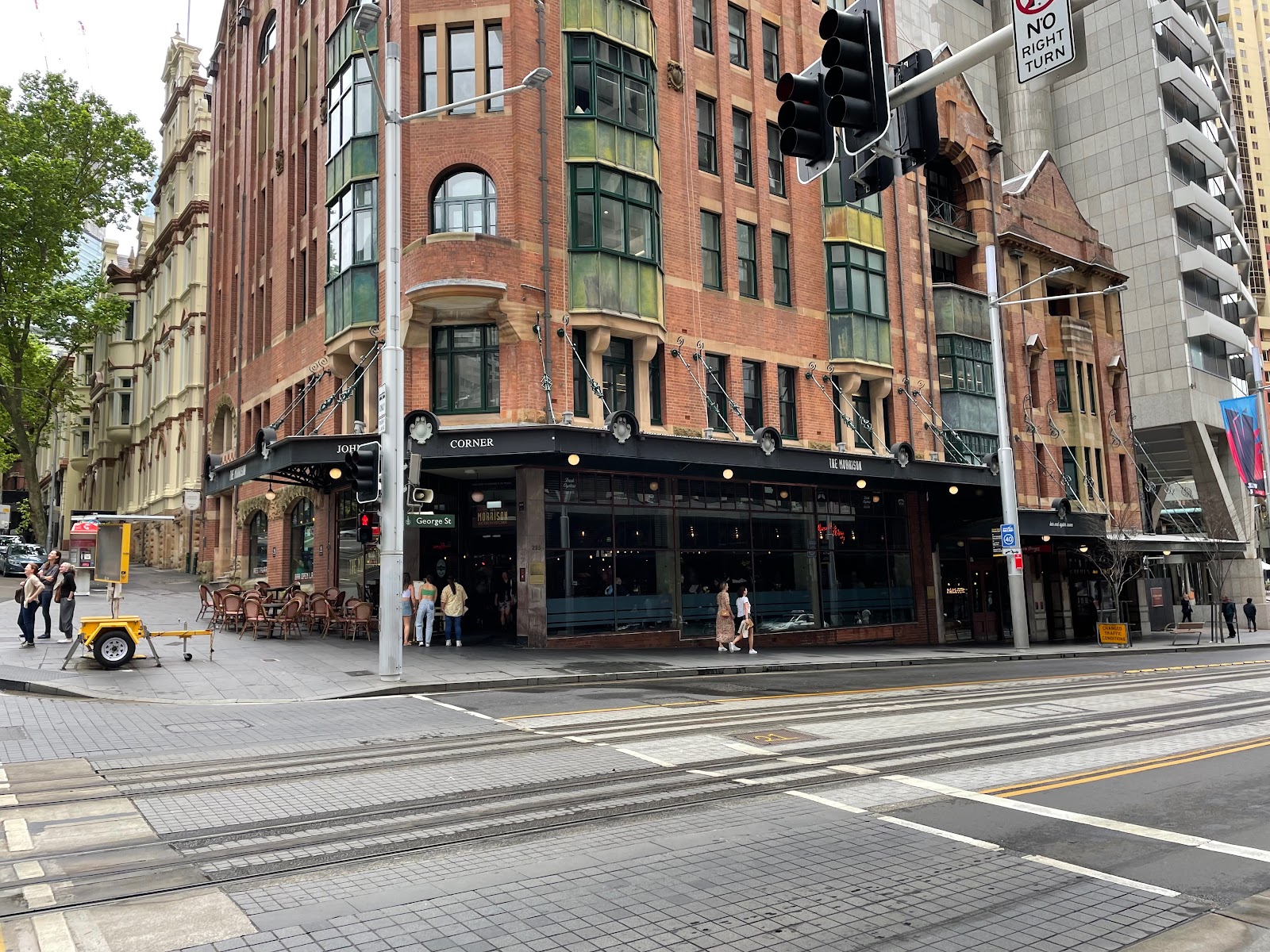 The Morrison Bar & Oyster Room in The Rocks - photo 1