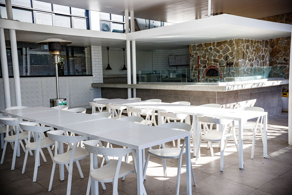 The New Orana Hotel in Blacksmiths - photo 3