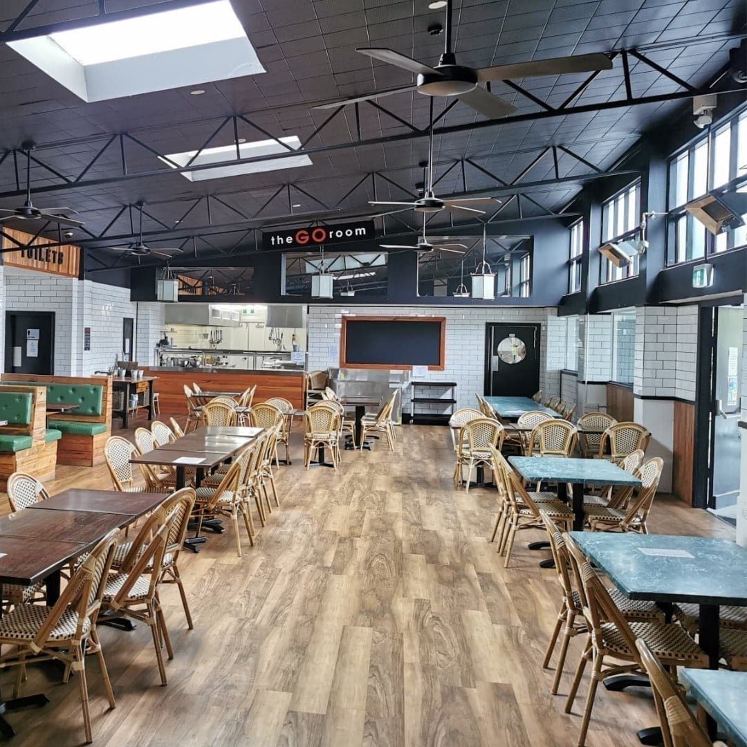 The New Orana Hotel in Blacksmiths - photo 1