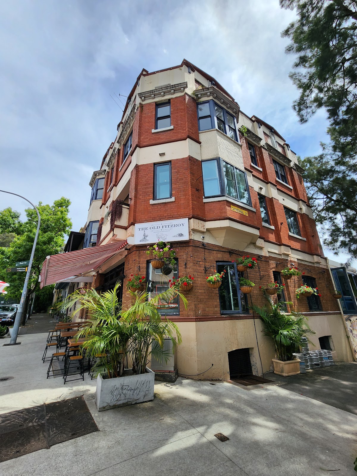 The Old Fitzroy Hotel in Woolloomooloo - photo 2