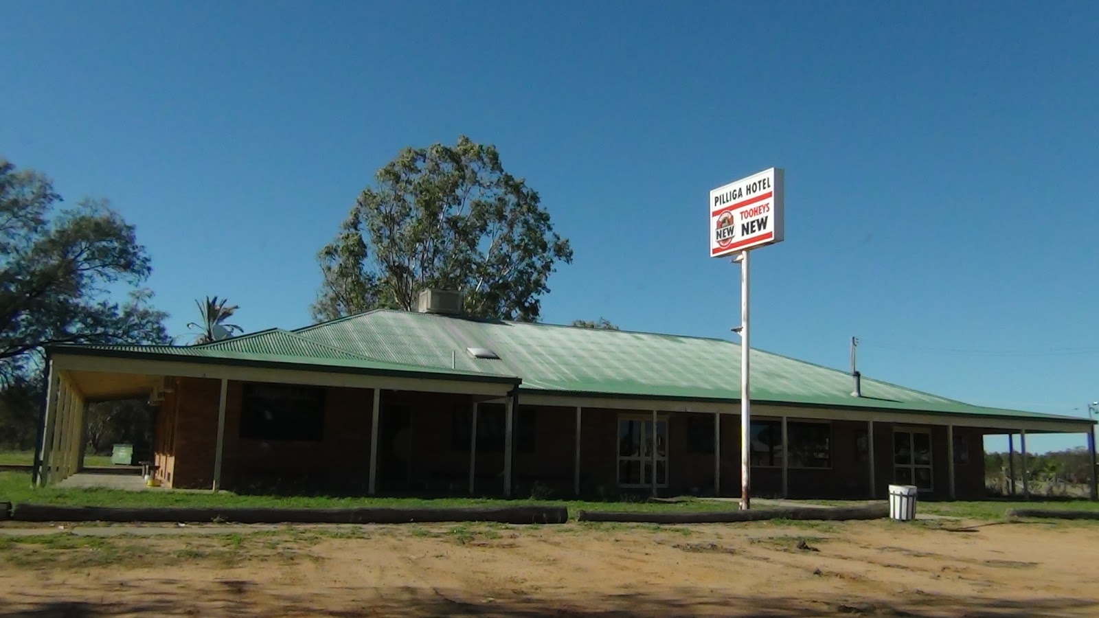 The Pilliga Hotel in Pilliga - photo 1