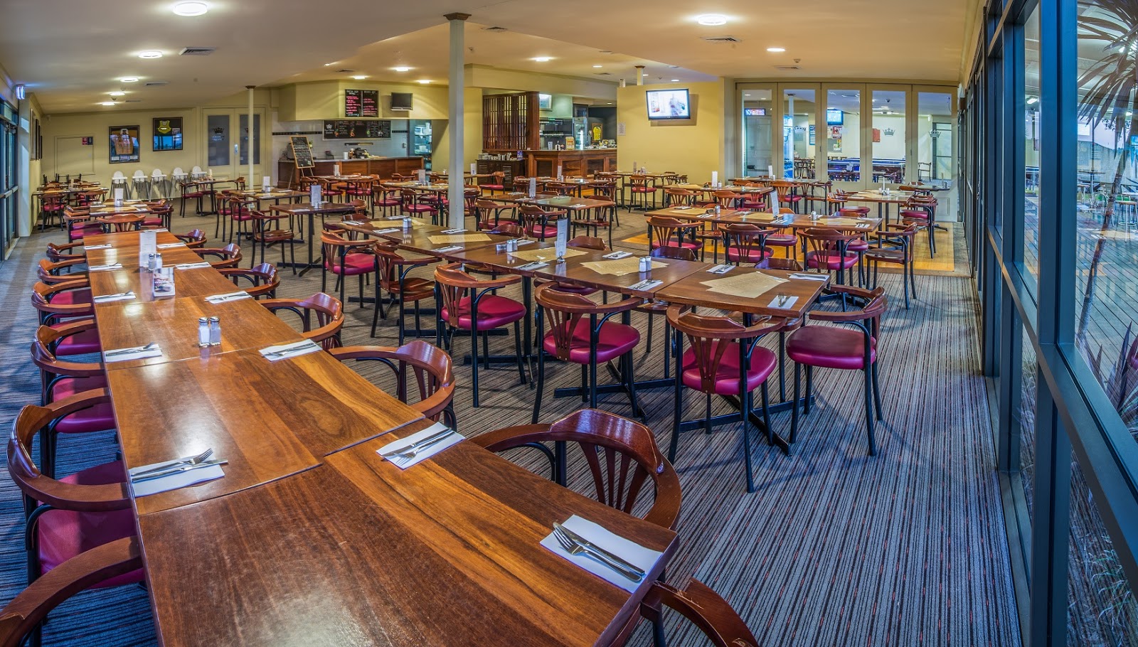 The Regal Inn in Tenambit - photo 2