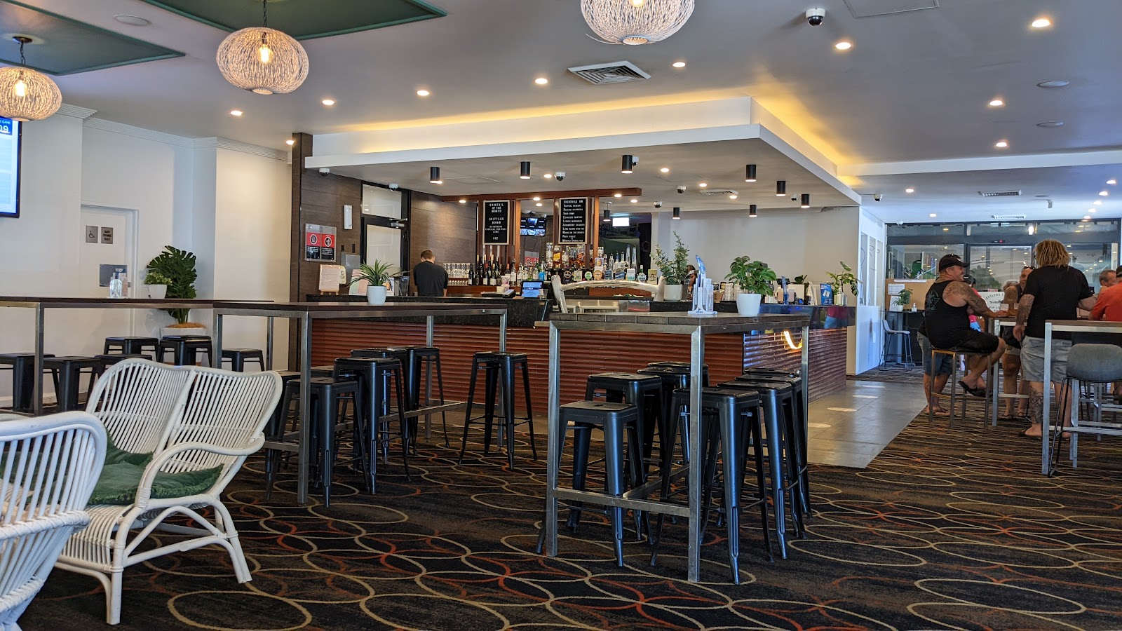 The Settlers in West Gosford - photo 3
