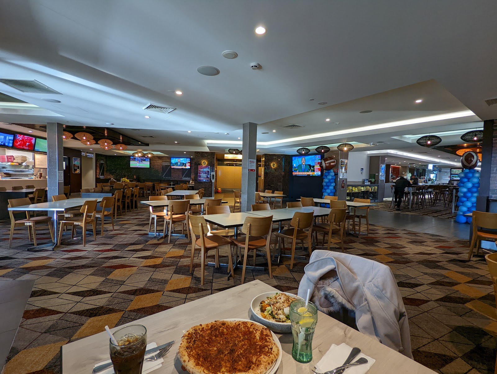 Three Swallows Hotel in Bankstown - photo 2