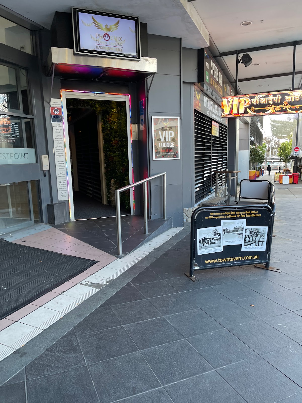Town Tavern in Blacktown - photo 6
