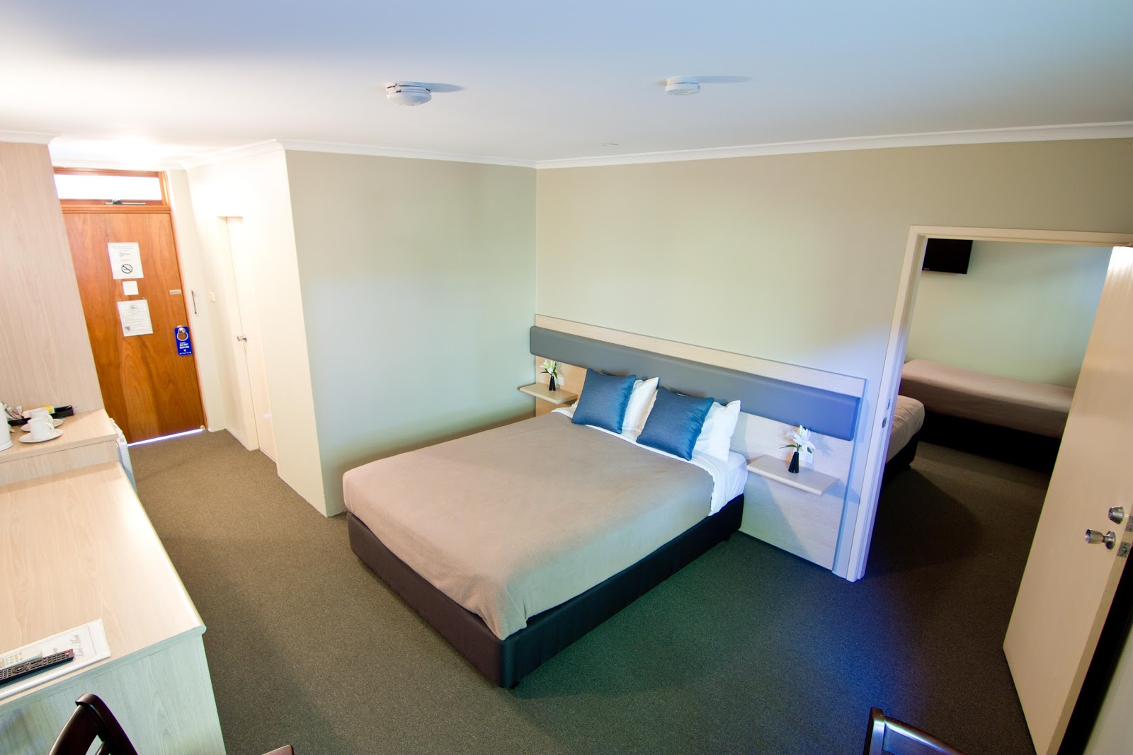 Tullimbar Hotel in Tullimbar - photo 5
