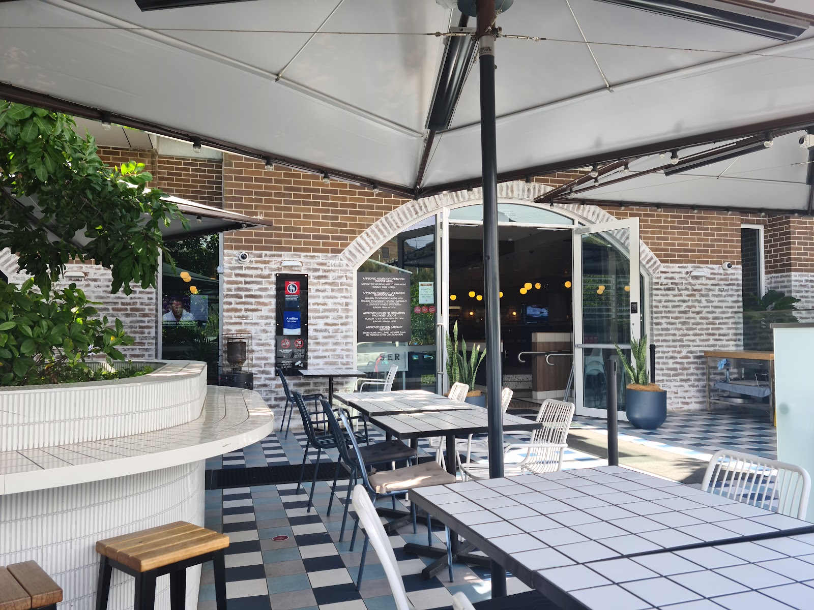 Union Place Hotel in Jannali - photo 4