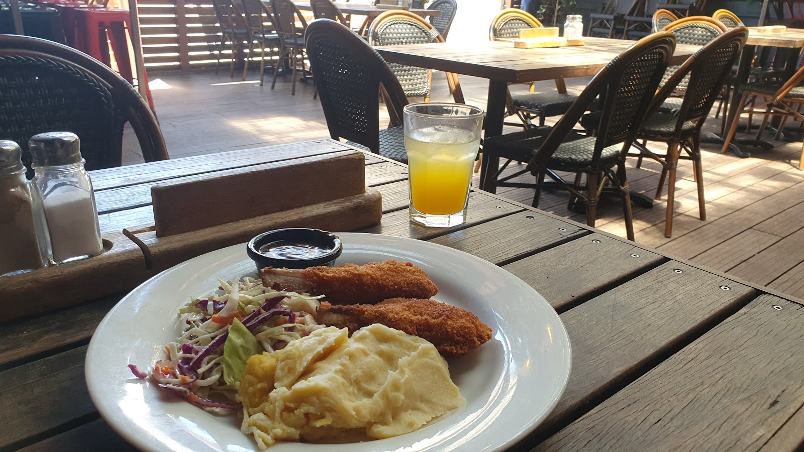 Victoria Hotel MOREE in Moree - photo 4