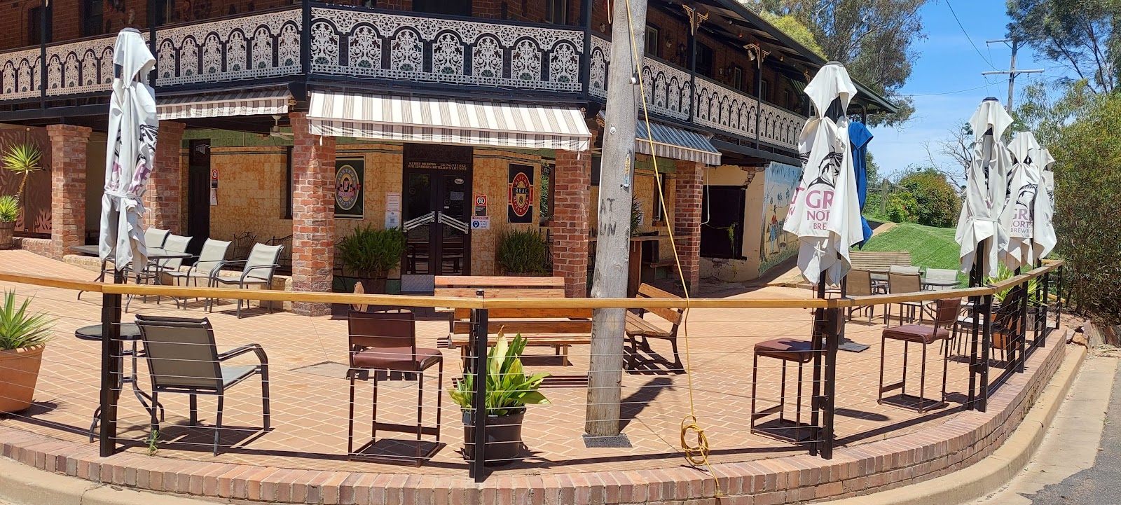 Wallendbeen Hotel in Wallendbeen - photo 2