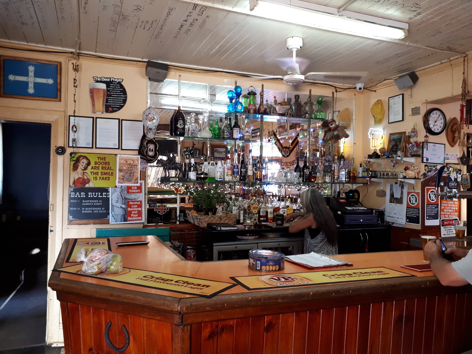 Wallendbeen Hotel in Wallendbeen - photo 4