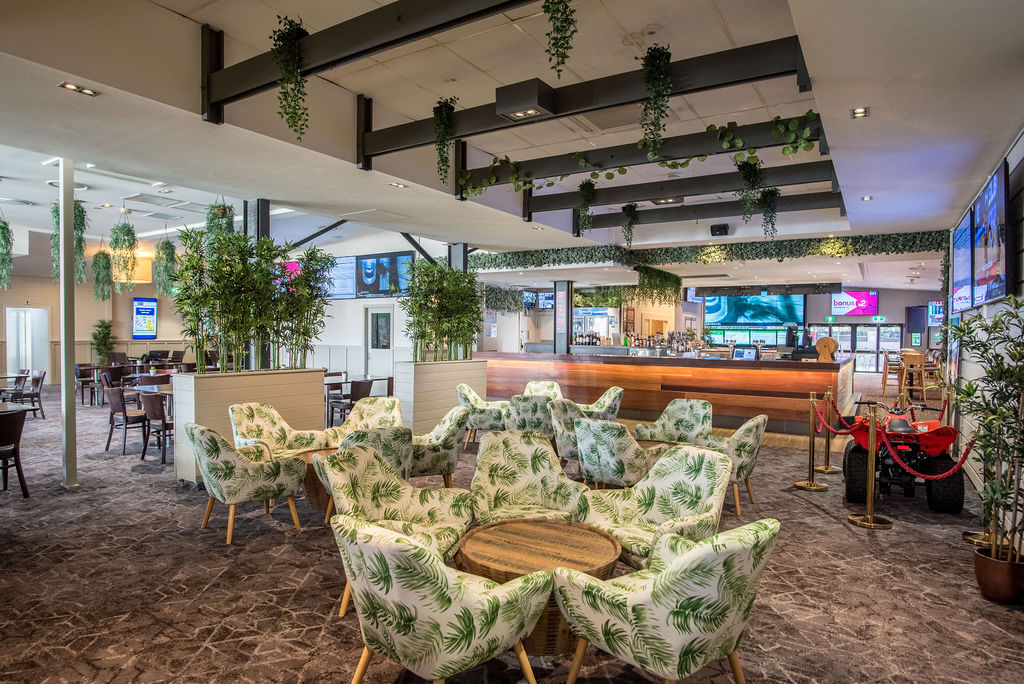 Warilla Hotel in Warilla - photo 2