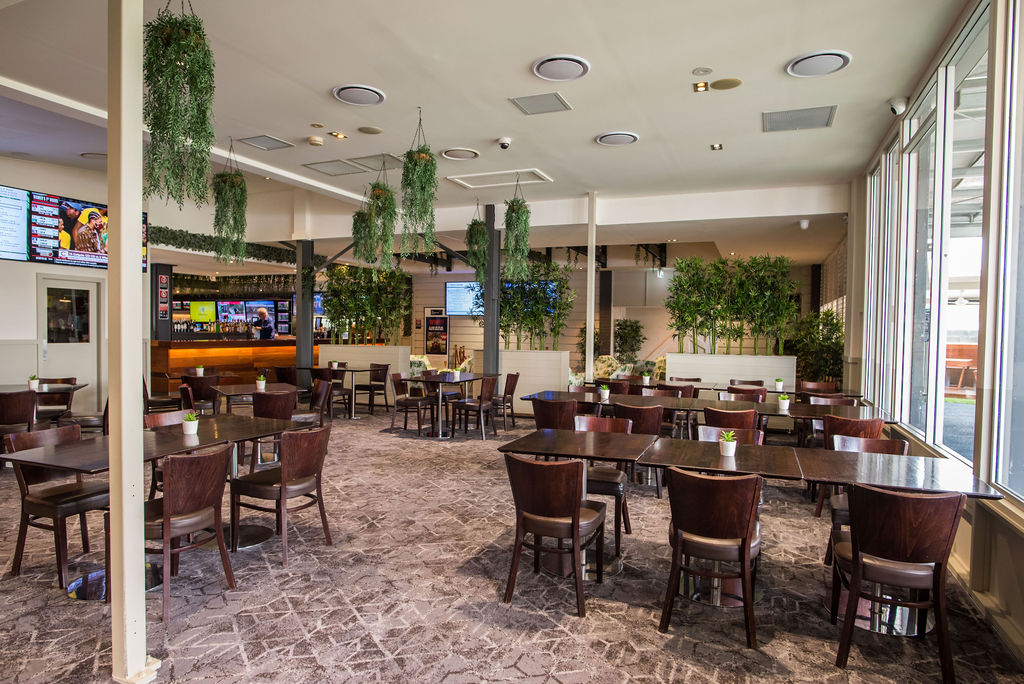 Warilla Hotel in Warilla - photo 4