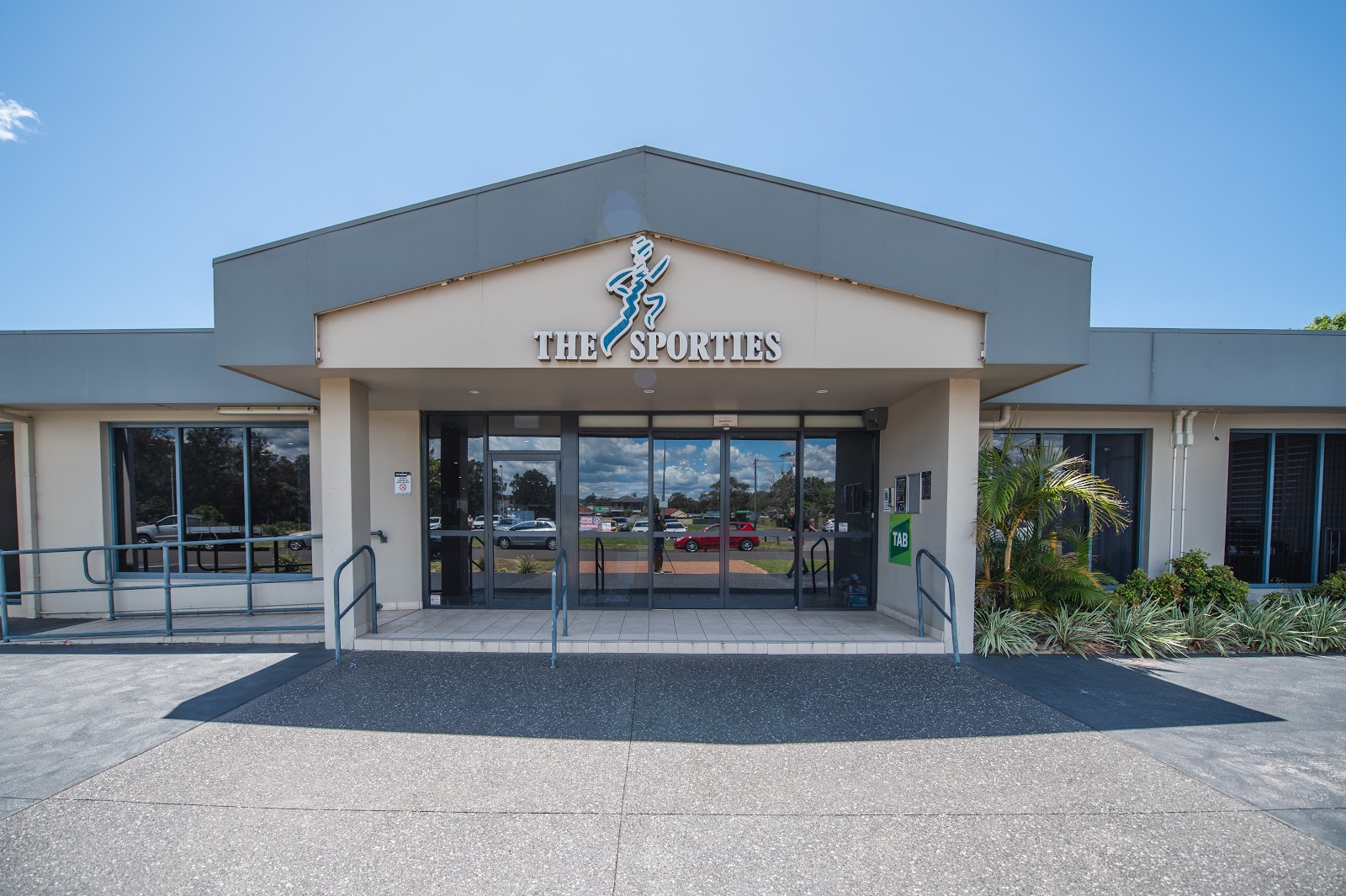Warilla Sports Club Limited in Barrack Heights - photo 1