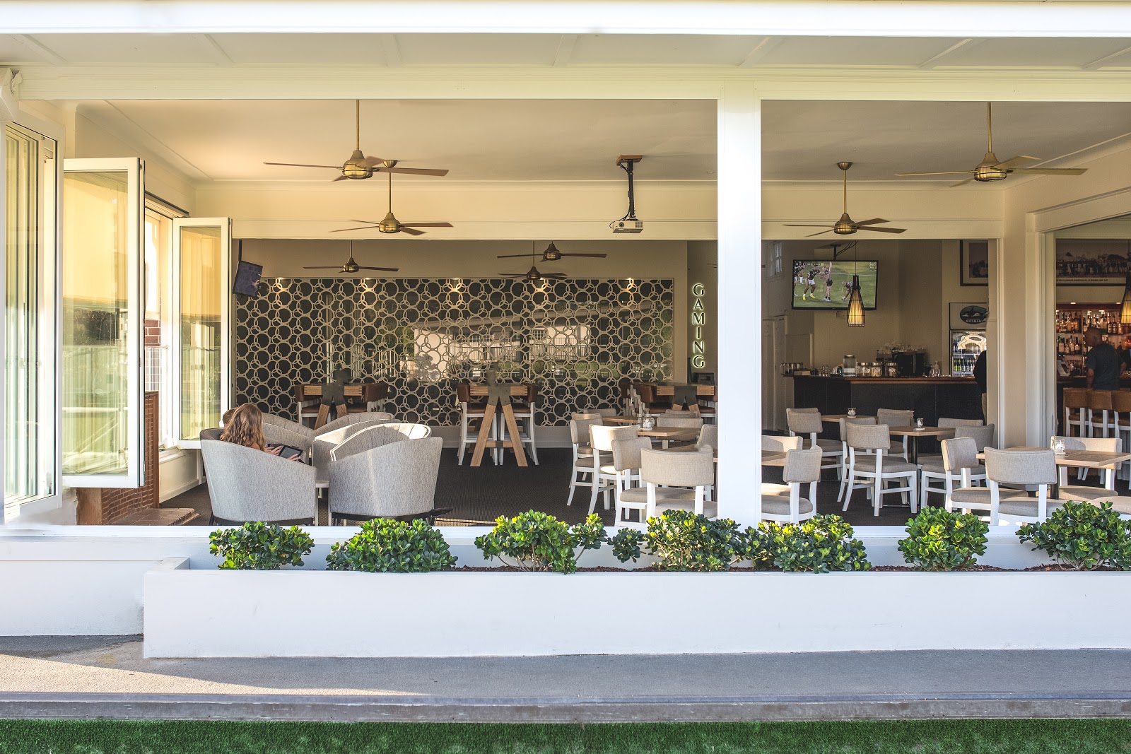 Warringah Bowling Club Limited in Mosman - photo 3