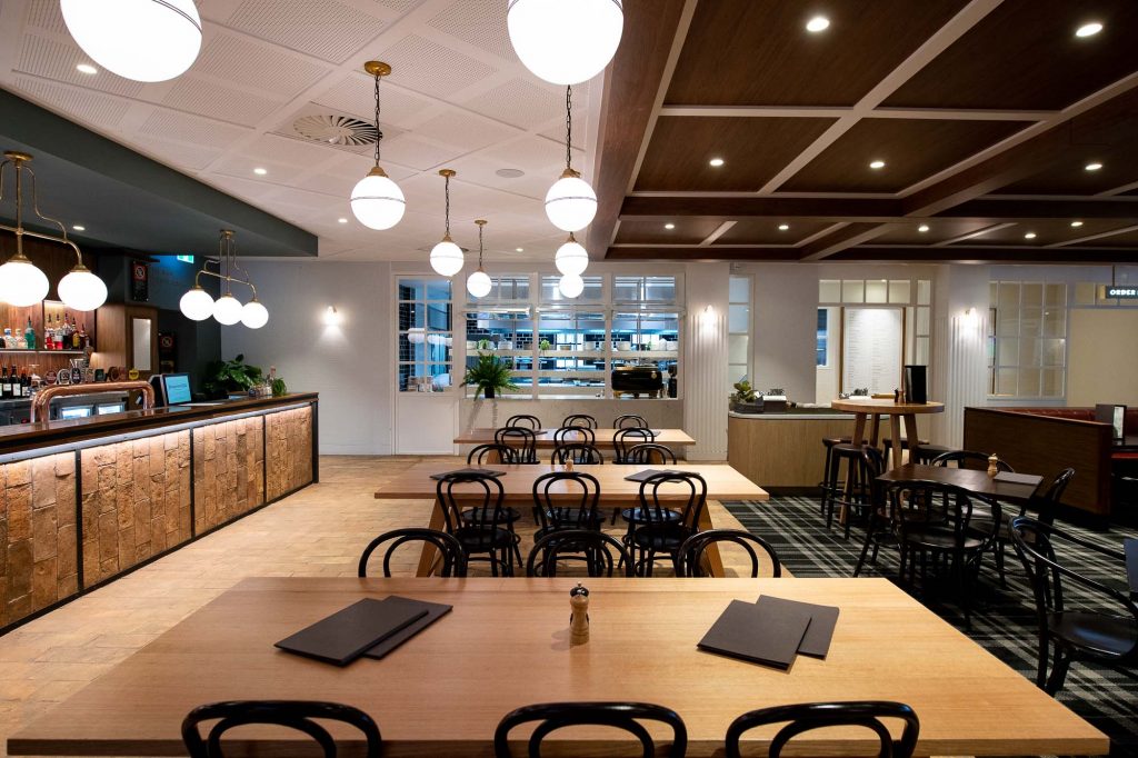 Wentworth Hotel in Homebush West - photo 2