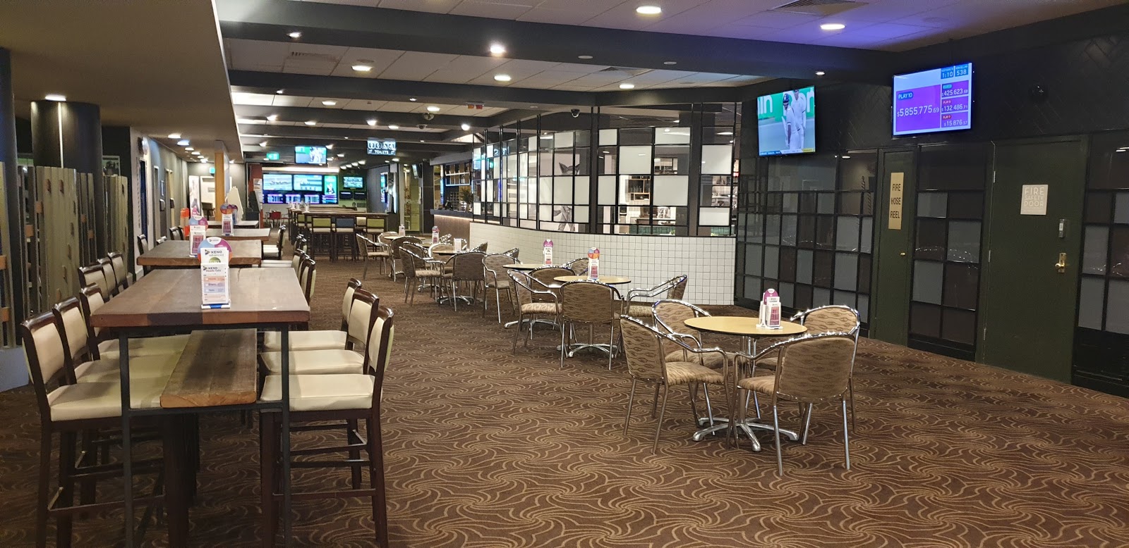 Western Suburbs Leagues Club Illawarra Ltd in Unanderra - photo 3